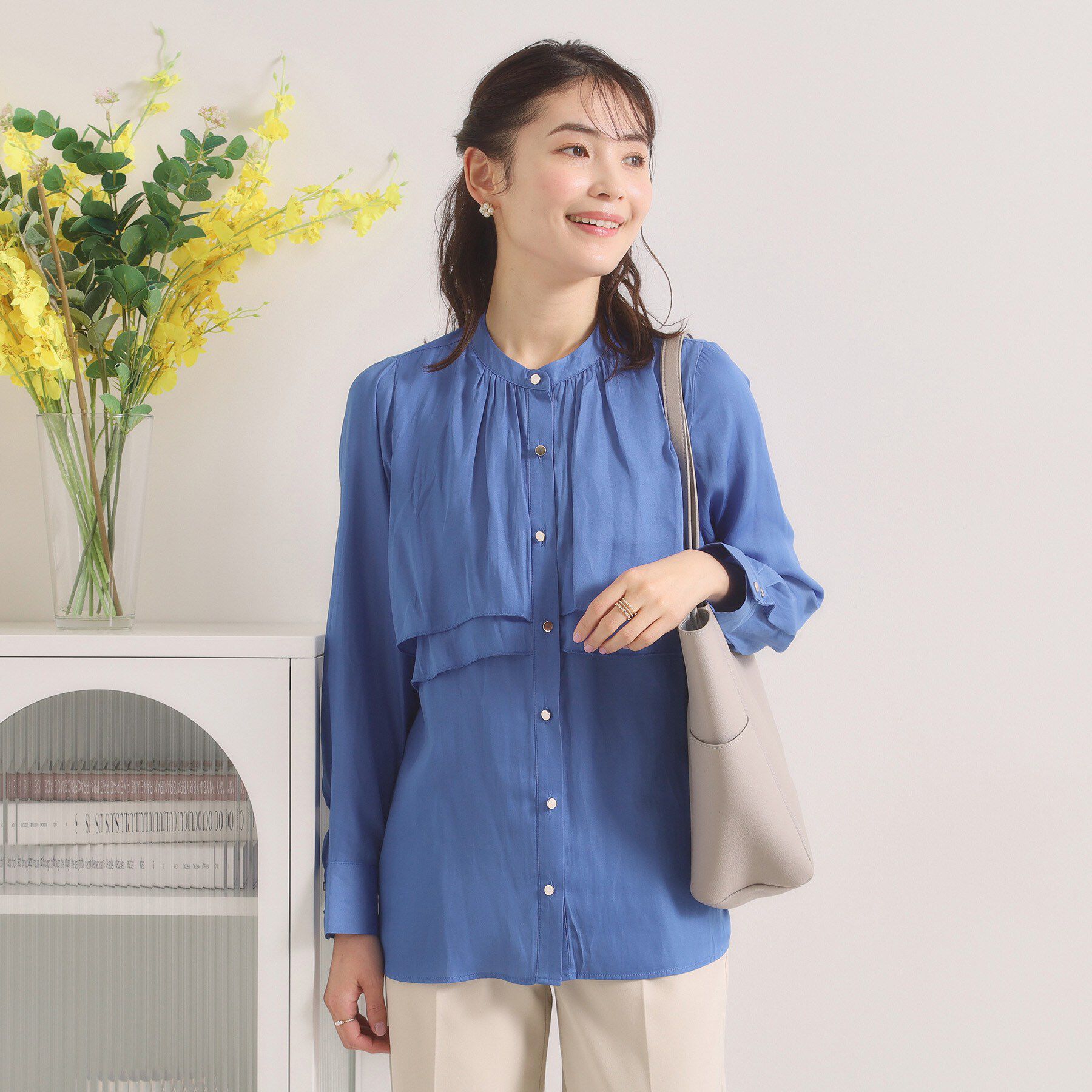 ITS&rsquo;DEMO「【手洗い可】サテンティアードブラウス」|シャツ・ブラウス|ブルー(092)