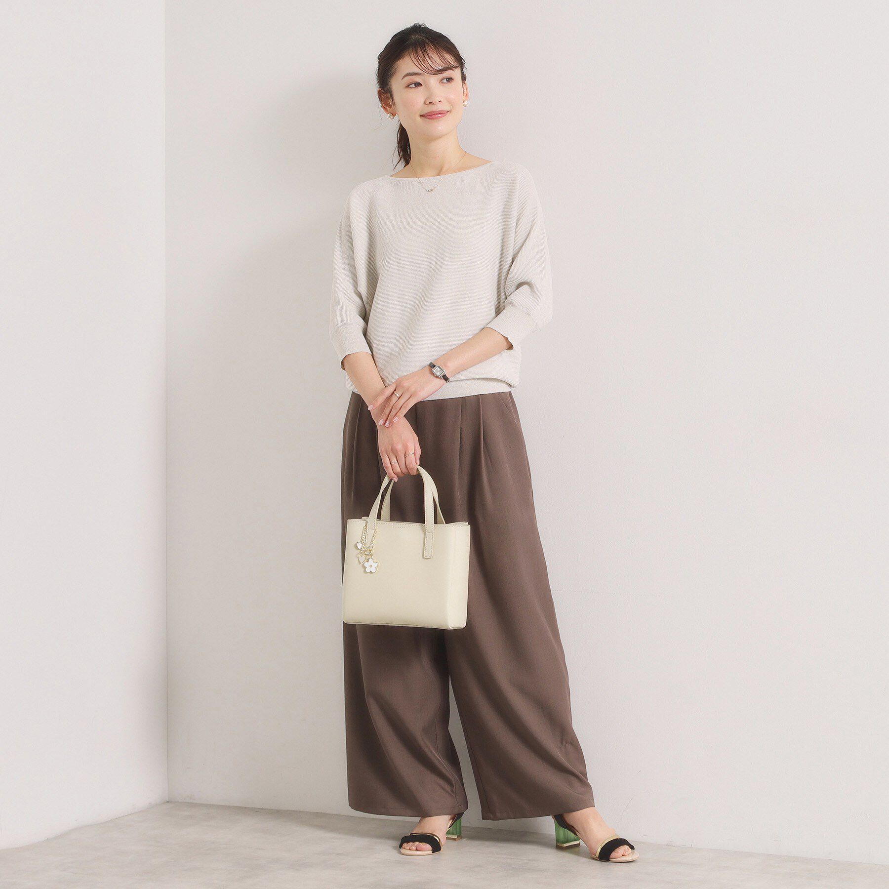 ITS&rsquo;DEMO「フラワーチャーム付2WAYトート」|ハンドバッグ|