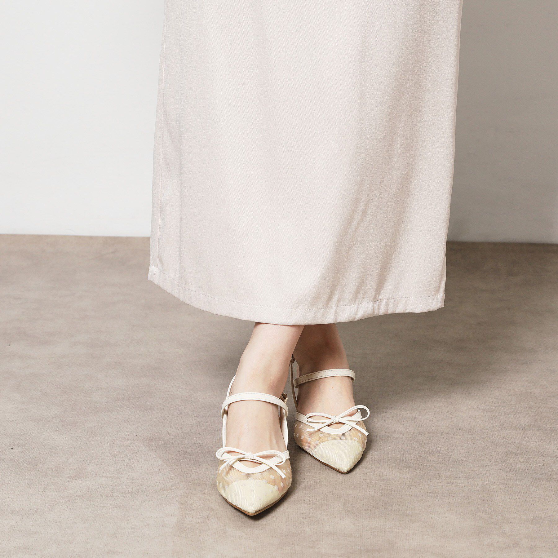 ESPERANZA「チュールリボンバックストラップパンプス」|パンプス|アイボリー(904)