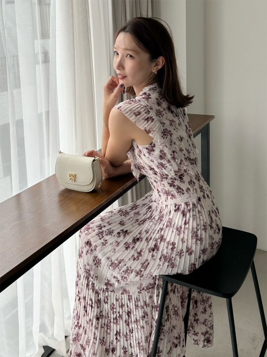 SNIDEL「【販路限定サイズあり】Sustainableフリルワンピース」|ワンピース|