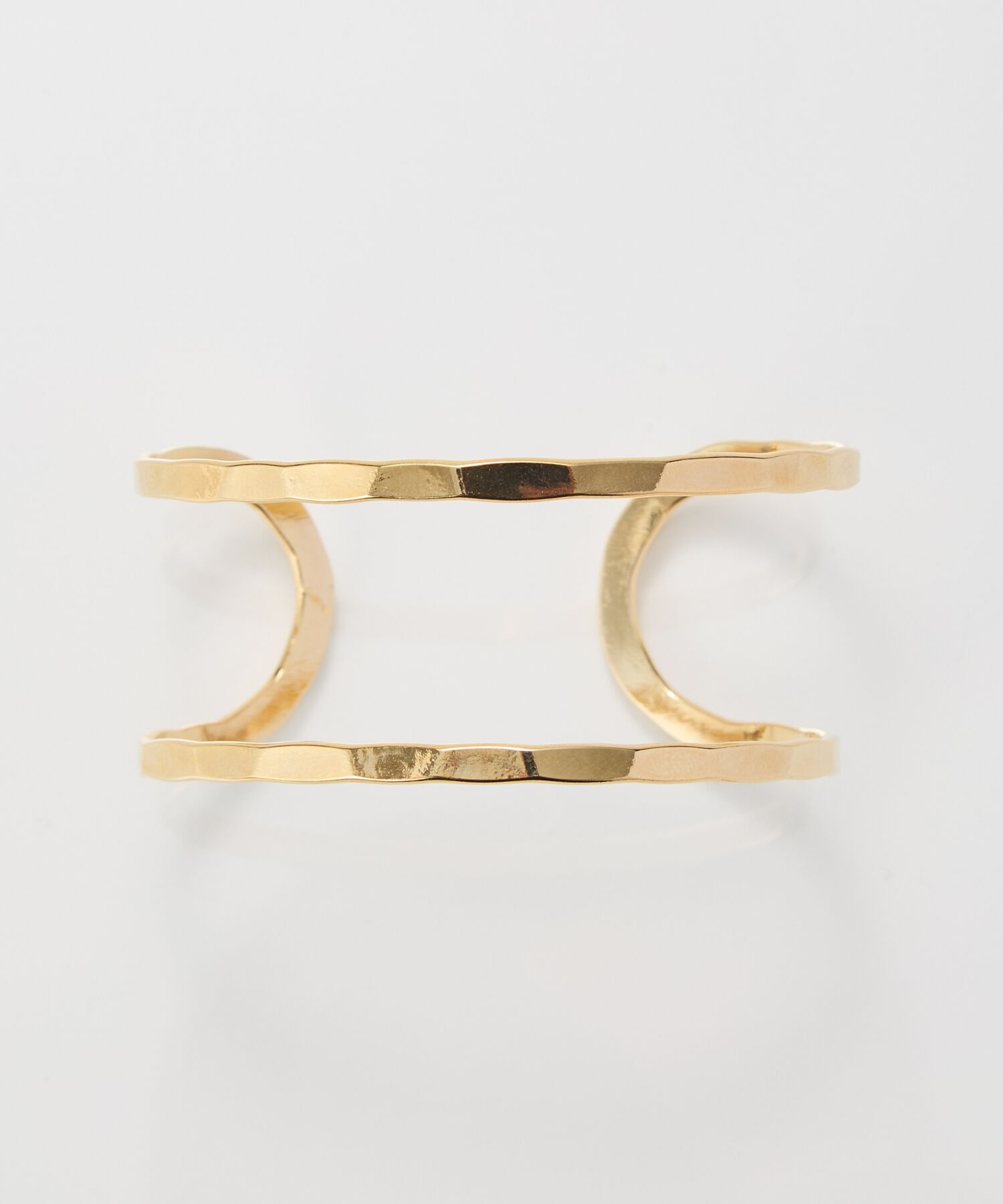 Phoebe「【金属アレルギー対応】2ラインテクスチャーワイドカフバングル　ゴールド/ニッケルフリー」|ブレスレット・バングル|