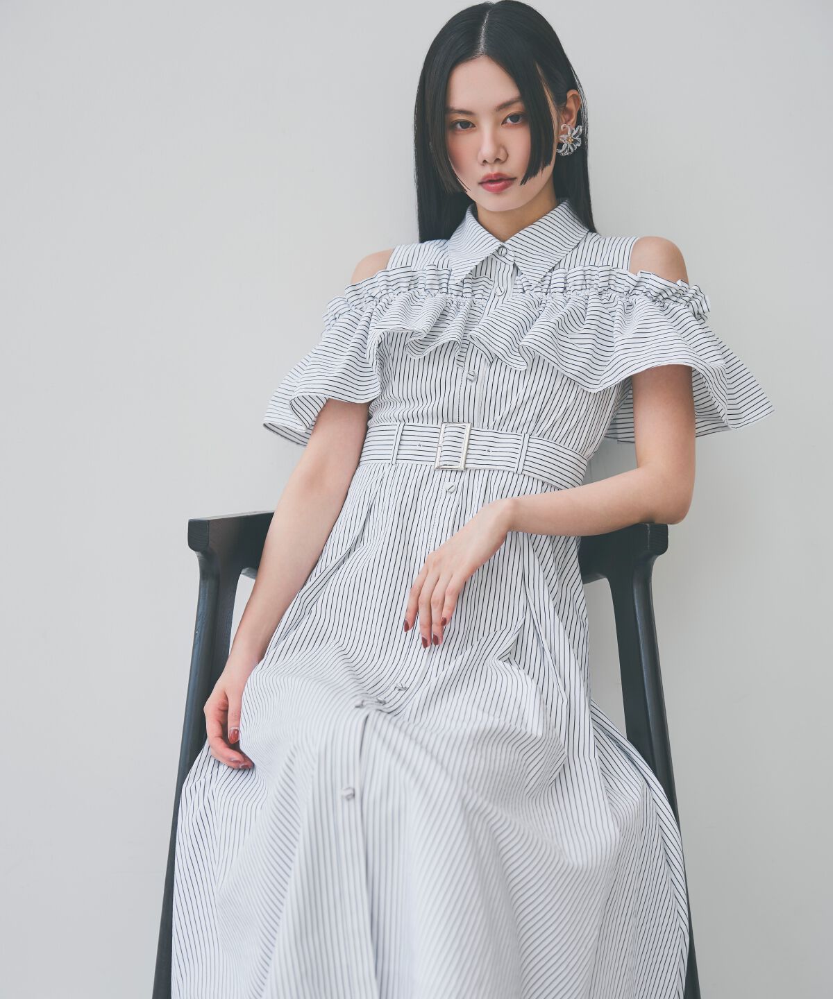 アンドクチュール「オープンショルダーストライプワンピース」|ワンピース|white/borderｽﾄﾗｲﾌﾟ