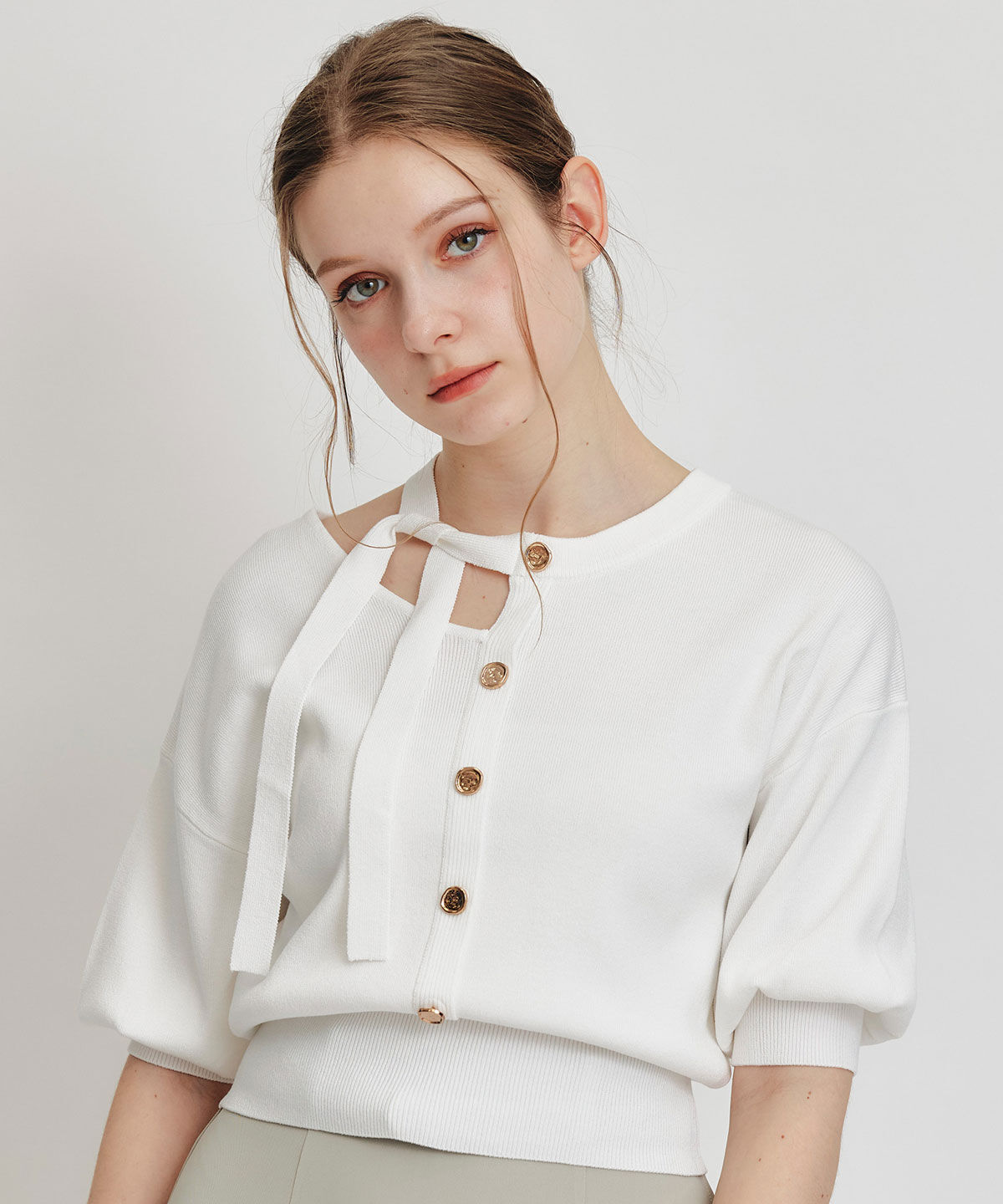 REDYAZEL「アシメカットデザインハーフスリーブニットプルオーバー」|ニット・セーター|ホワイト