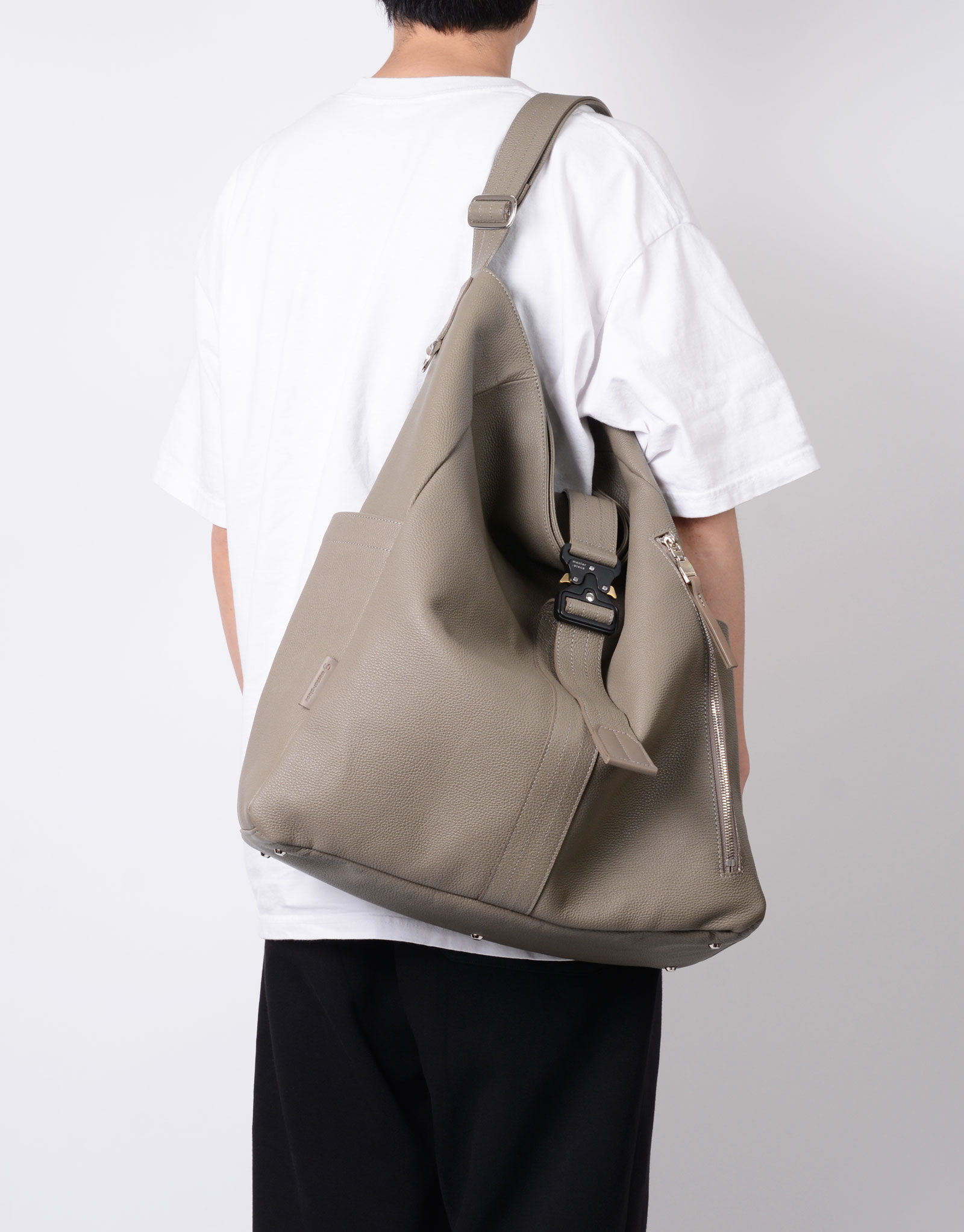 master-piece「drum 2WAYショルダートートL」|ショルダー・メッセンジャー|グレー