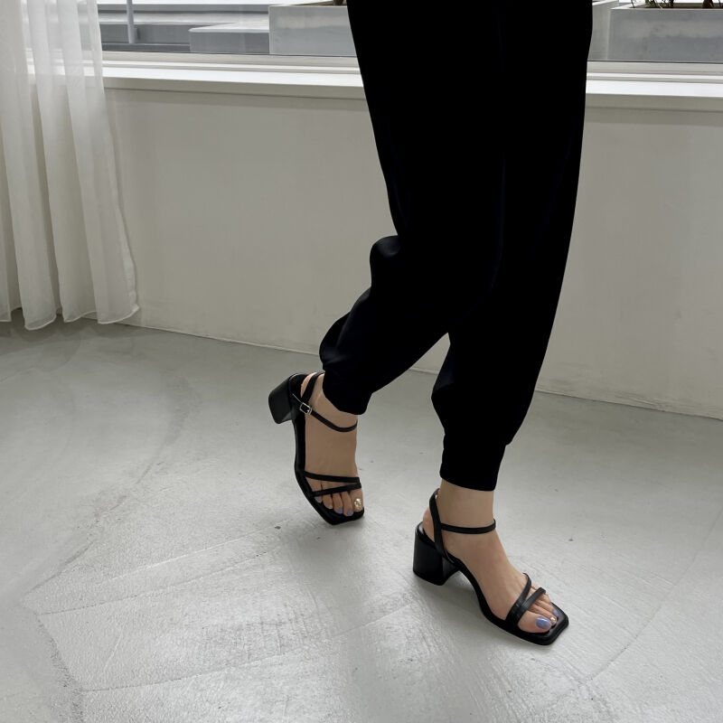 ORiental TRaffic「【アウトレット価格】ウェーブトゥナローストラップサンダル/31208」|サンダル|BLACK