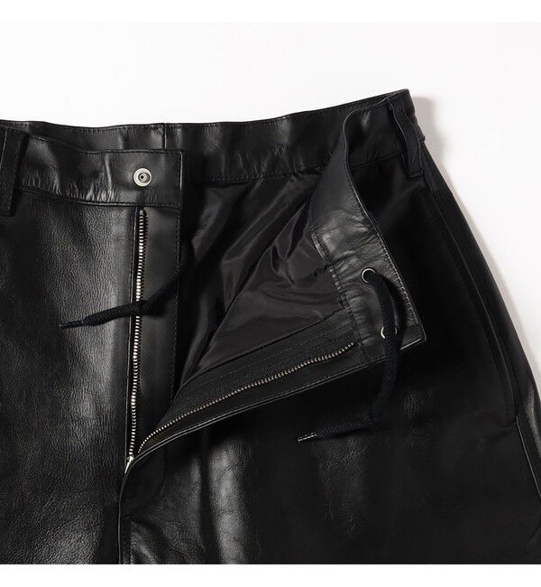 BEAMS「カウレザー イージー ショートパンツ【ワイドストレートフィット】」|その他|