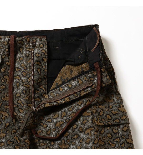 BEAMS PLUS「MIL Over 6 Pockets Camo Jacquard」|チノ|