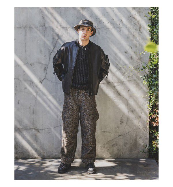 BEAMS PLUS「MIL Over 6 Pockets Camo Jacquard」|チノ|