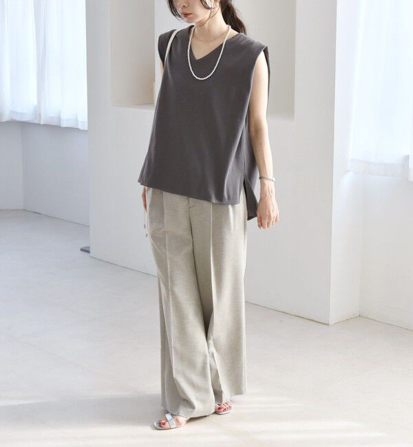 quaranciel「quaranciel:〈接触冷感/汗染み防止加工/洗濯機可能〉Vネック ノースリーブ プルオーバー」|Tシャツ・カットソー|