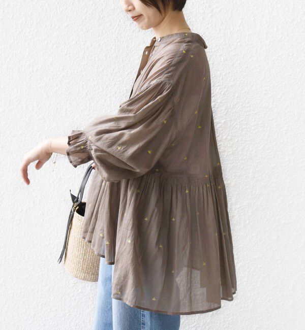 SHIPS for women「《予約》〈手洗い可能〉コットン オーガンジー リーフ 刺繍 袖 フリル ブラウス」|シャツ・ブラウス|カーキ