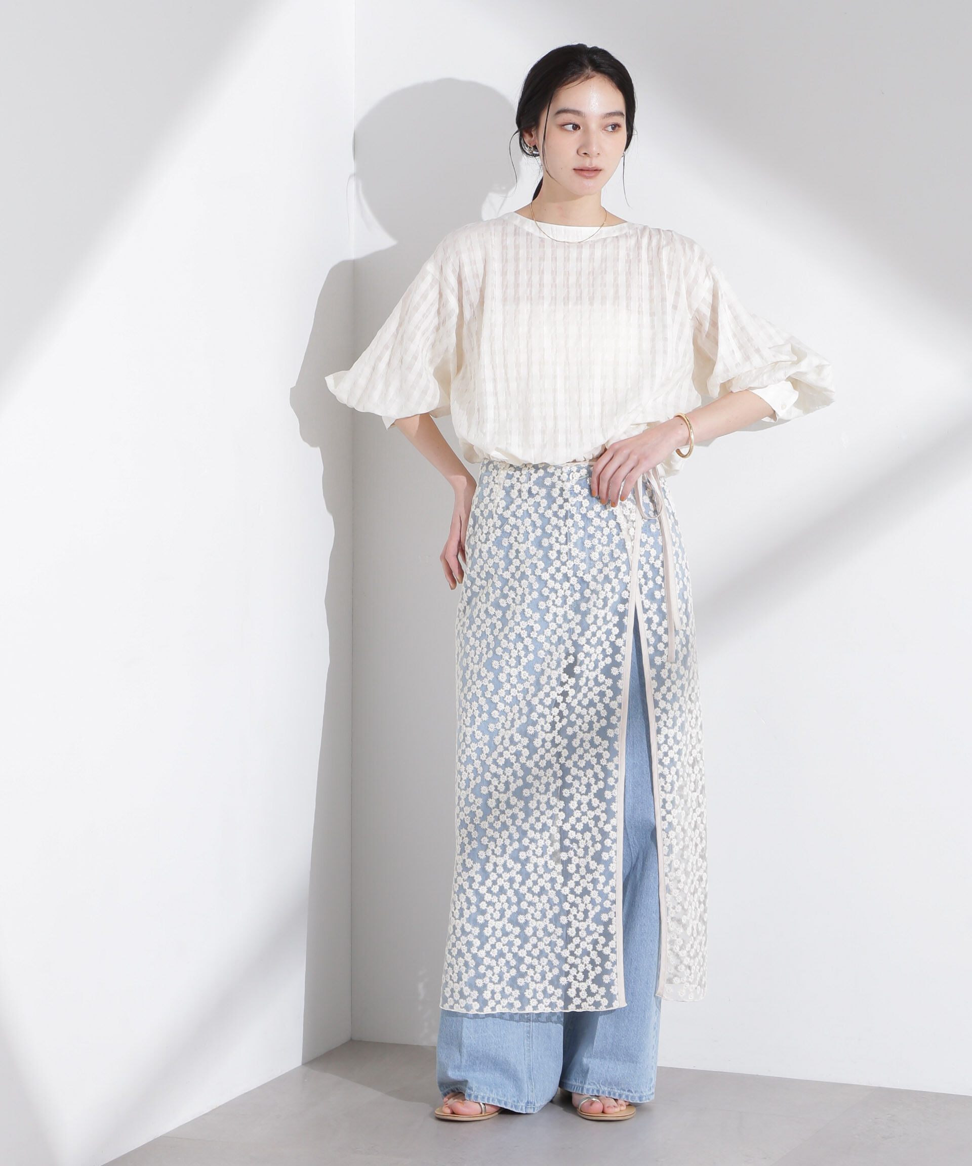 nano･universe「シアーチェックバックオープンバルーンブラウス」|シャツ・ブラウス|