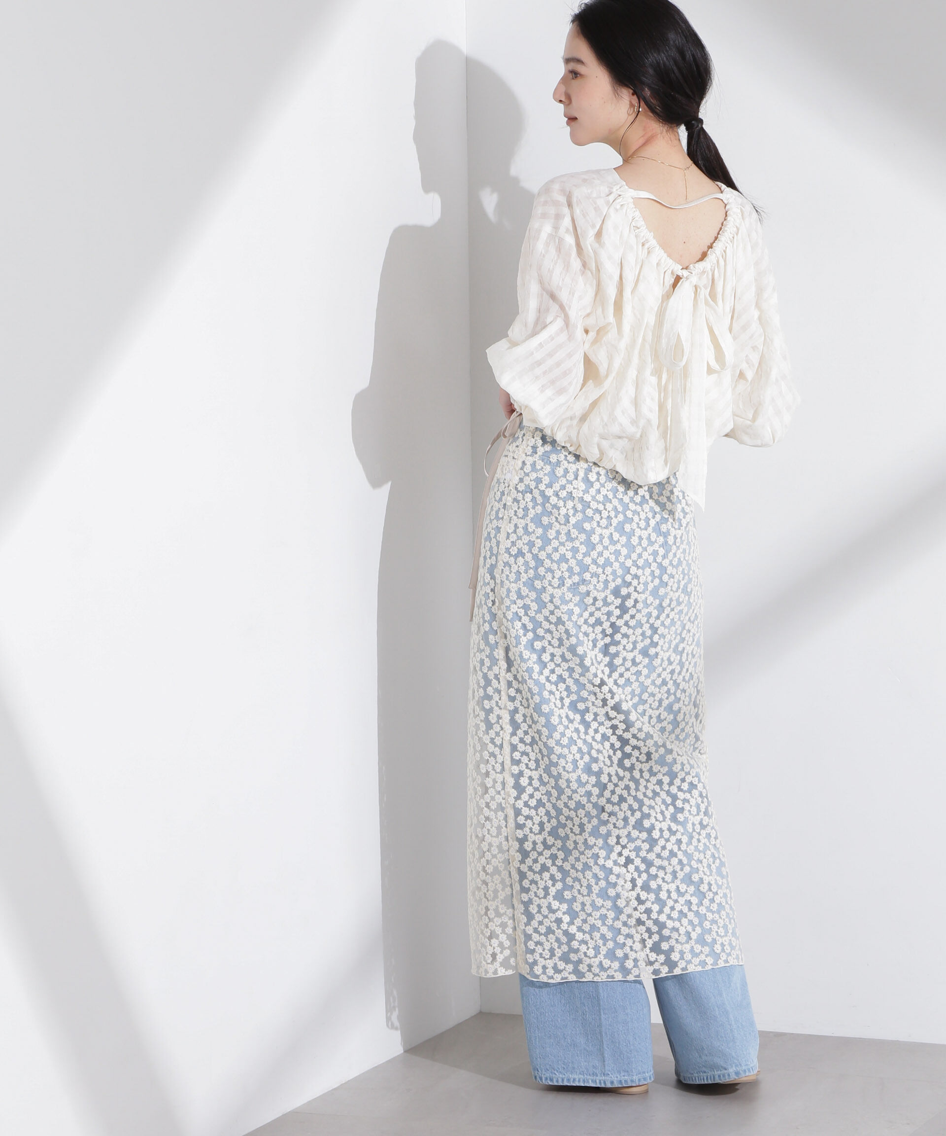 nano･universe「シアーチェックバックオープンバルーンブラウス」|シャツ・ブラウス|