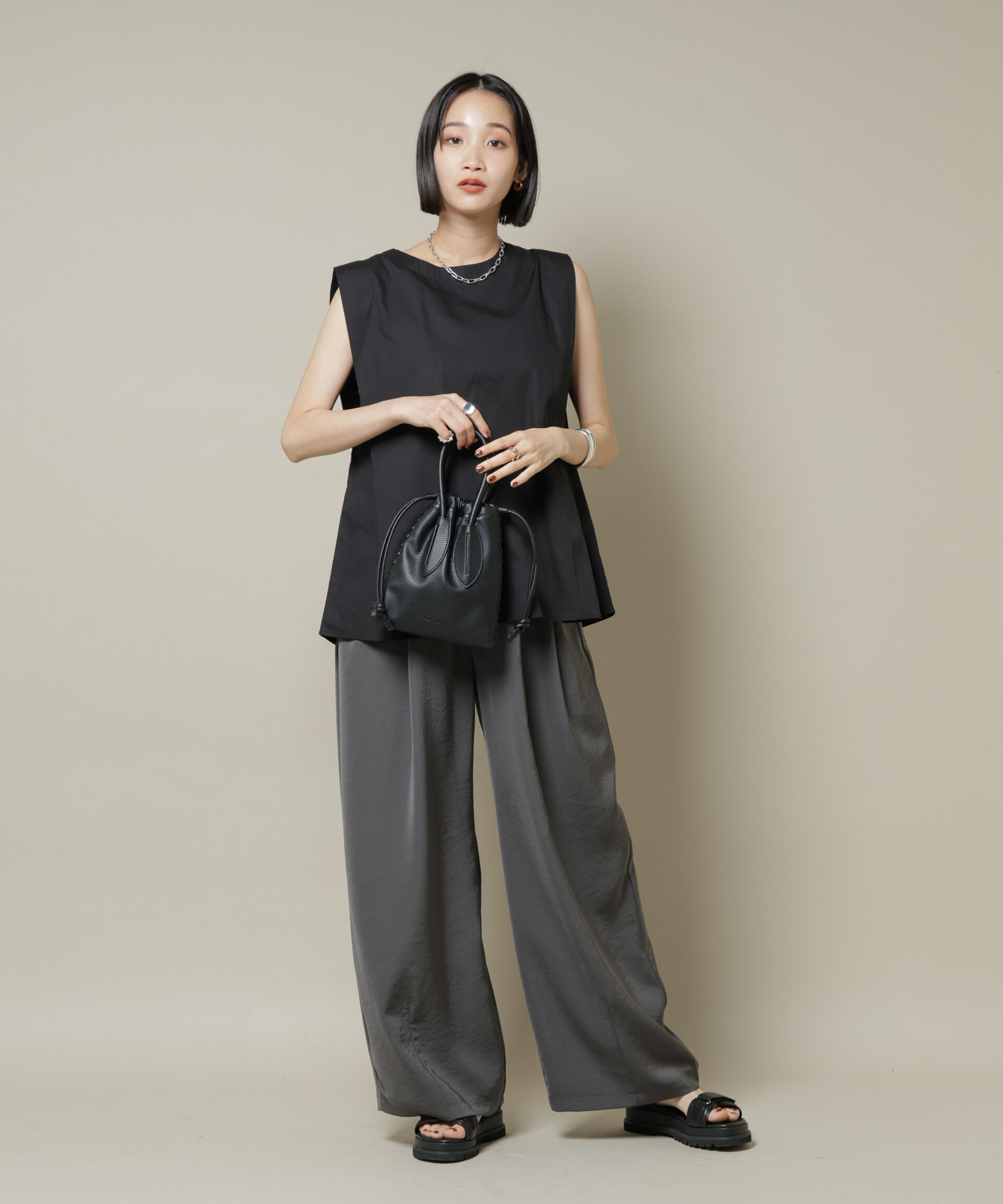 nano･universe「前後2wayブロードボタンデザインノースリーブブラウス」|シャツ・ブラウス|