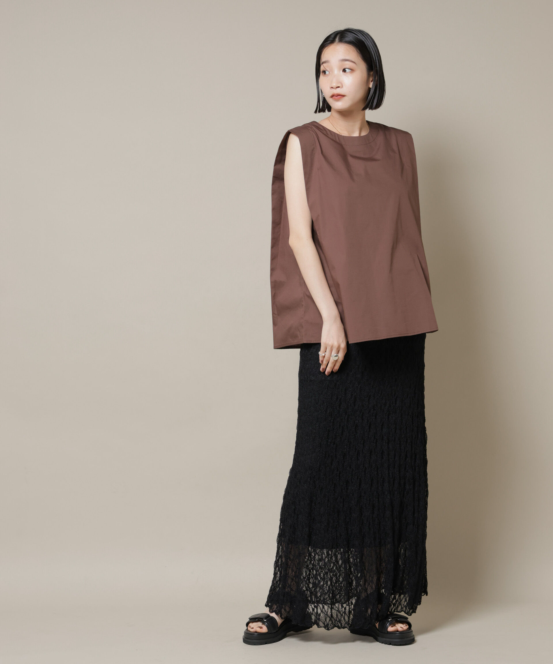 nano･universe「前後2wayブロードボタンデザインノースリーブブラウス」|シャツ・ブラウス|