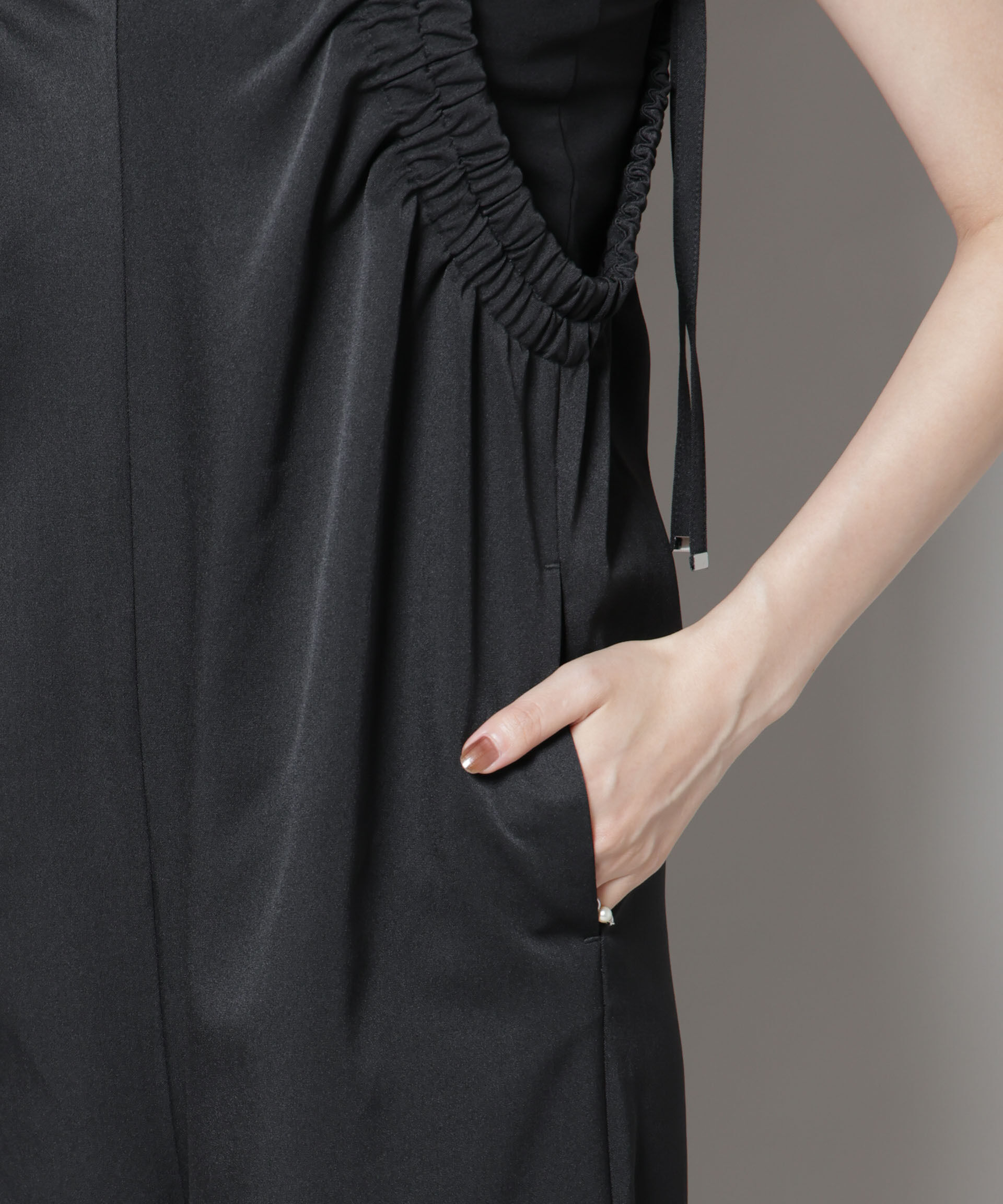 nano･universe「ギャザーデザインサロペットパンツ」|ワンピース|