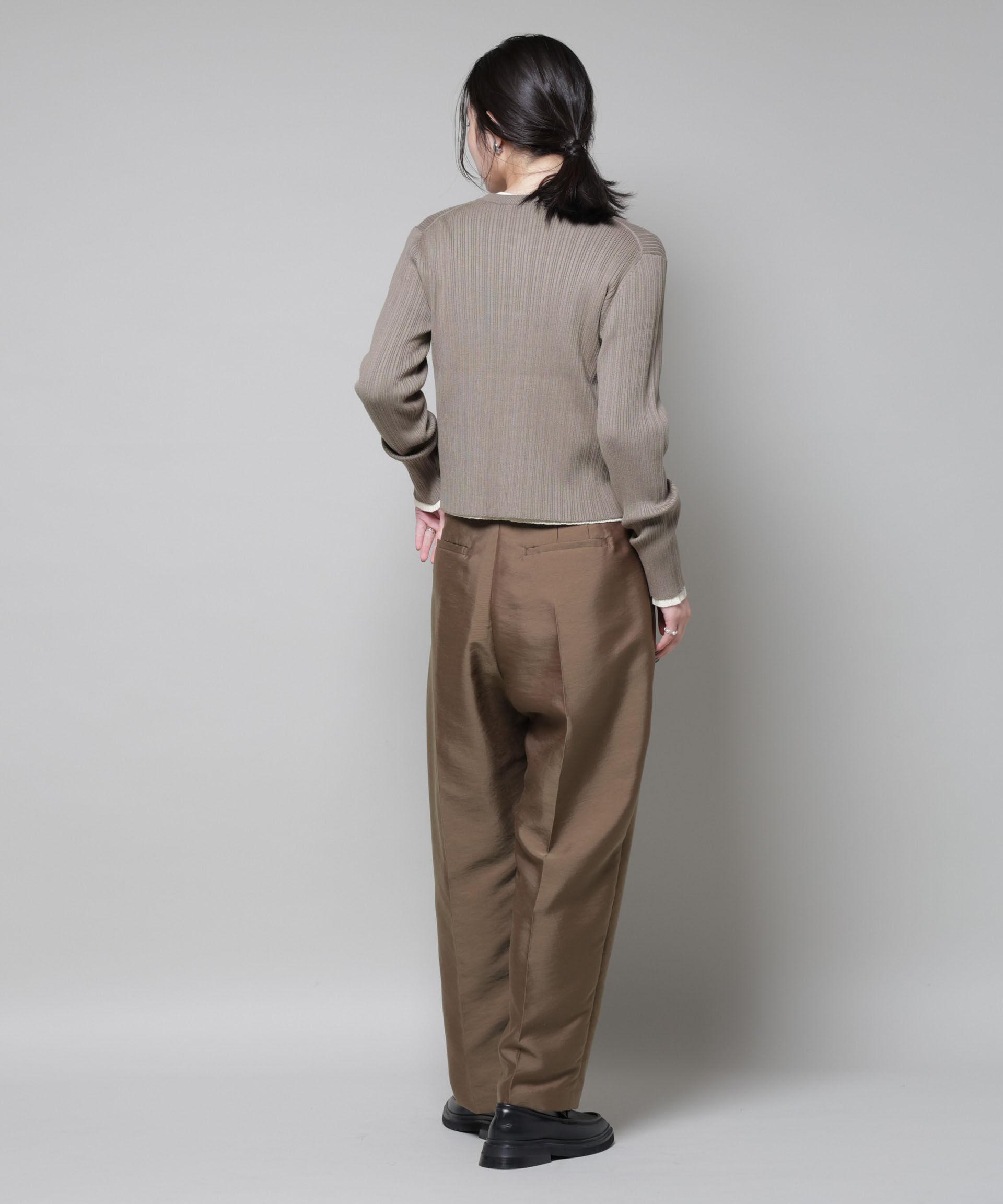 nano･universe「ツイルウェーブタックバレルパンツ」|チノ|