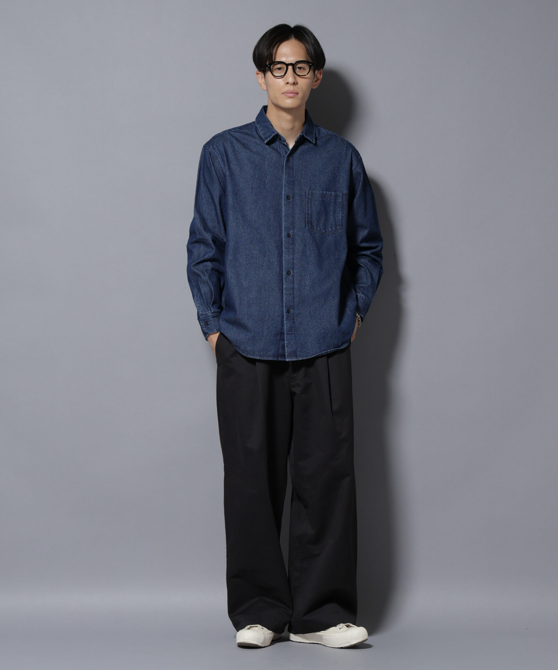 nano･universe「オイルドライクバギーパンツ」|チノ|