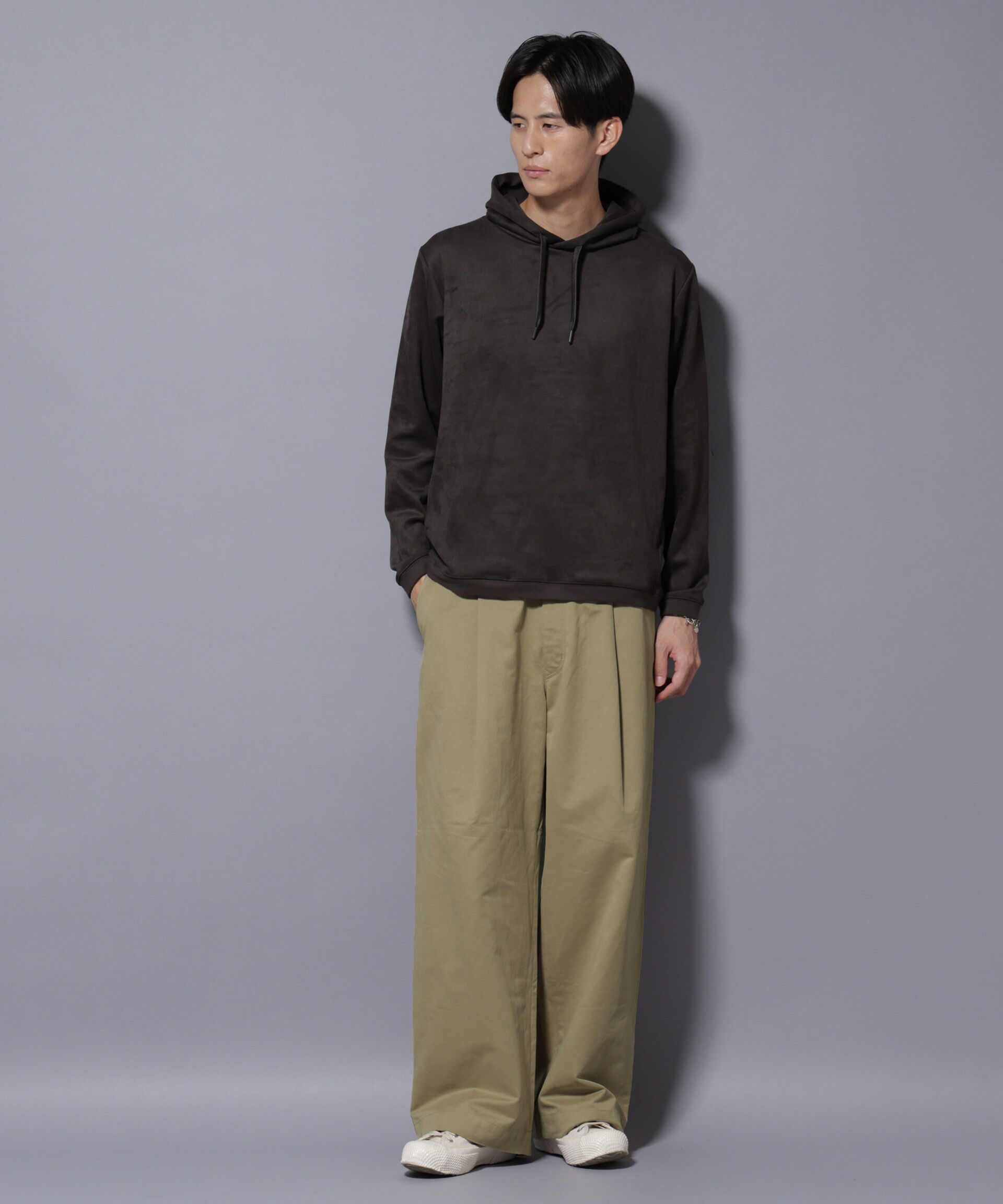 nano･universe「オイルドライクバギーパンツ」|チノ|