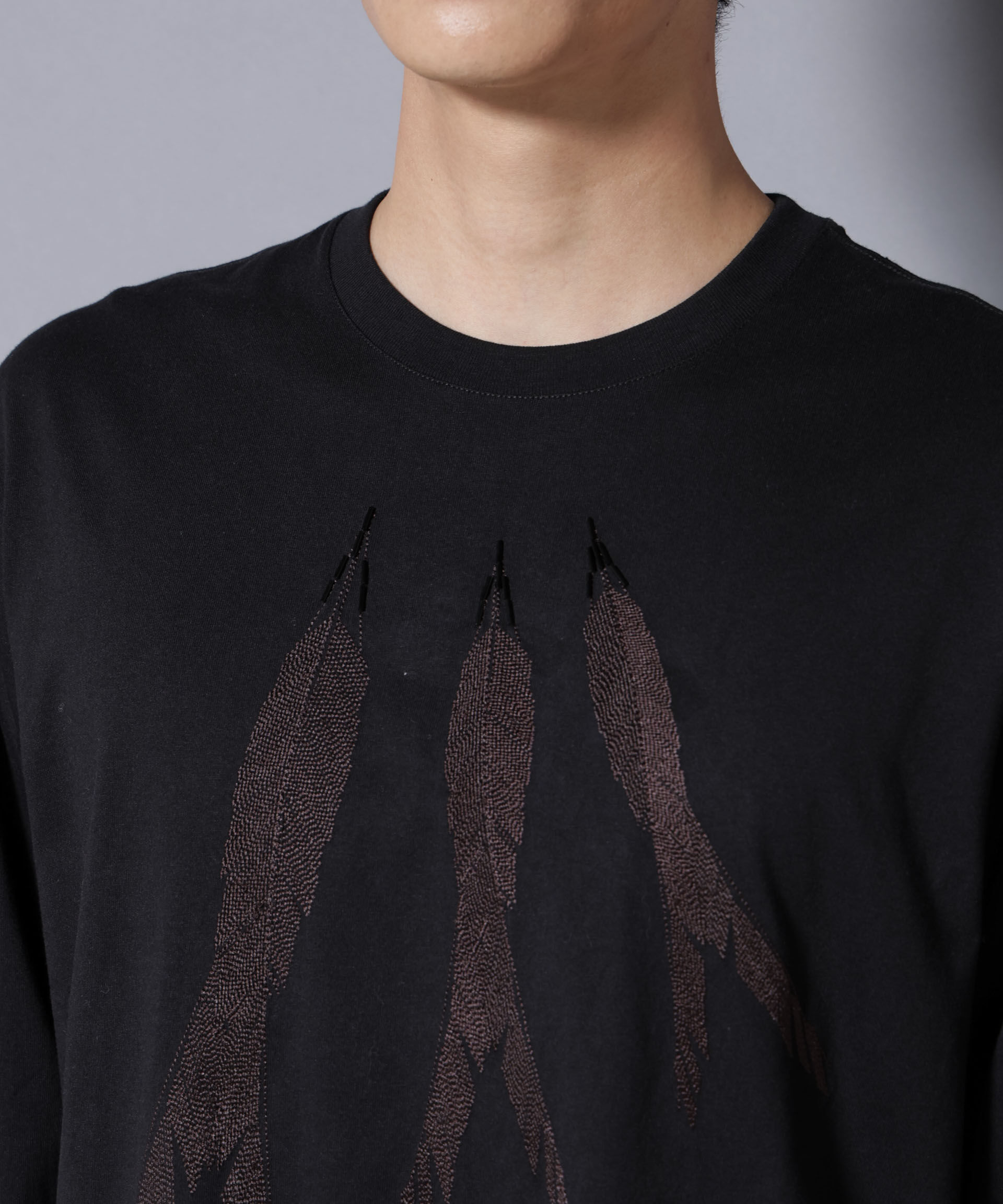 nano･universe「フェザー エンブロイダリー ロングスリーブTシャツ」|Tシャツ・カットソー|