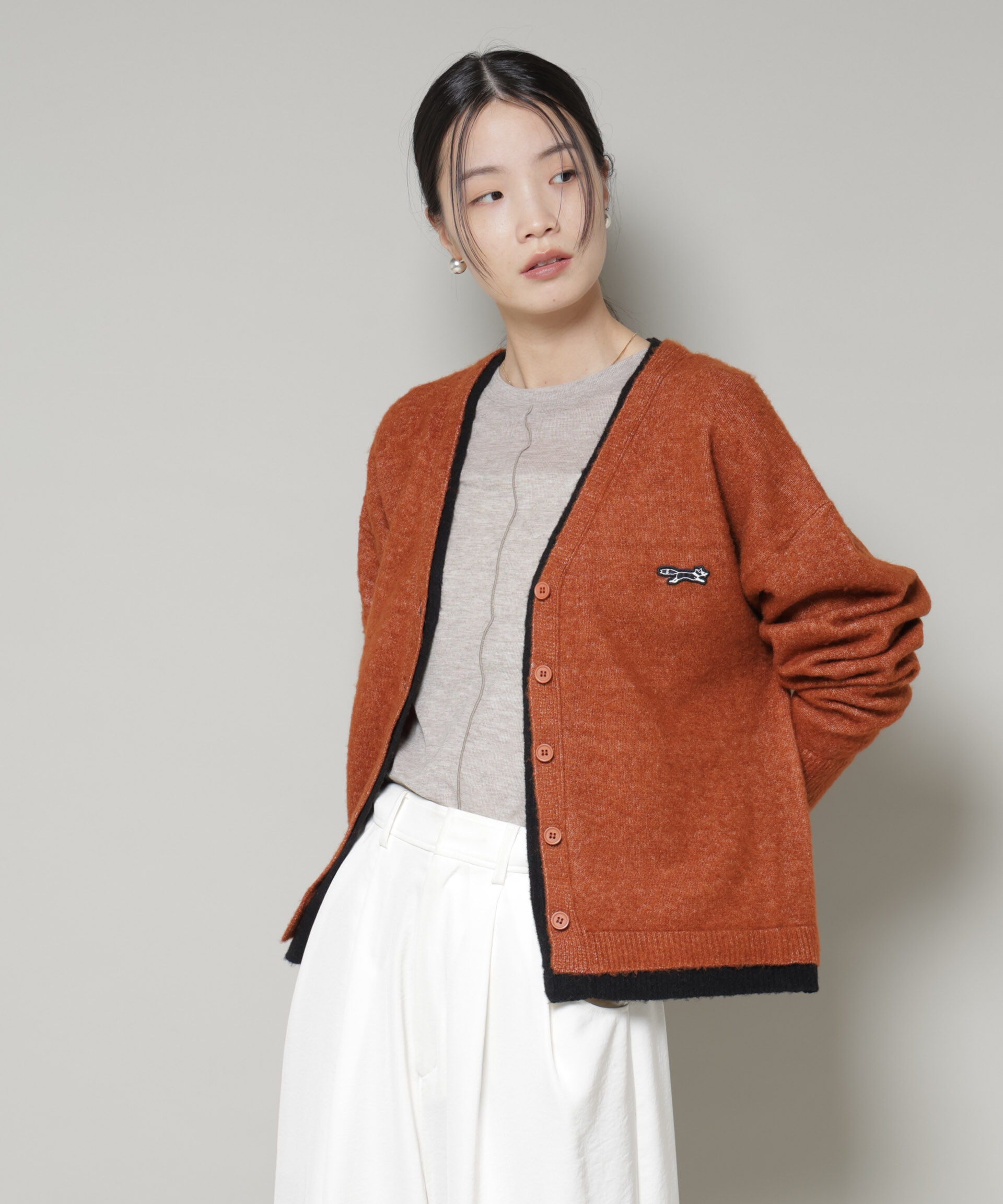 nano･universe「PENNEYS別注TheFOXバイカラーVネックカーディガン」|ニット・セーター|