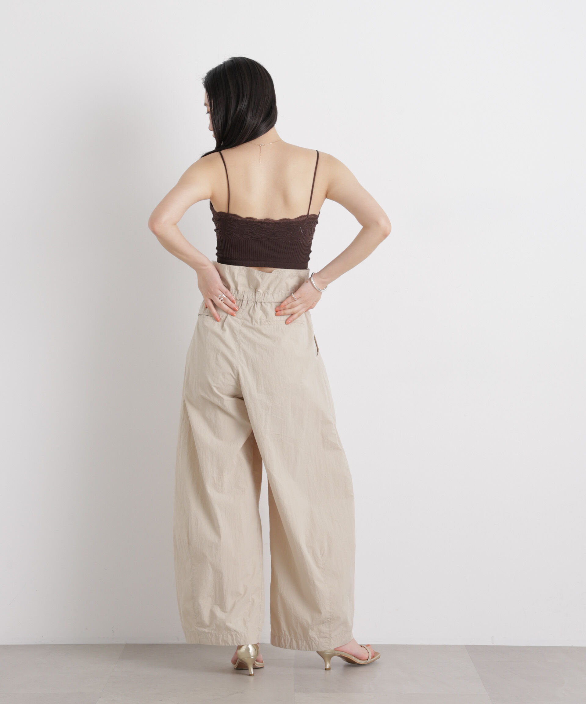 nano･universe「レースジャガードカップ取り外しクロップドキャミソール」|キャミソール|