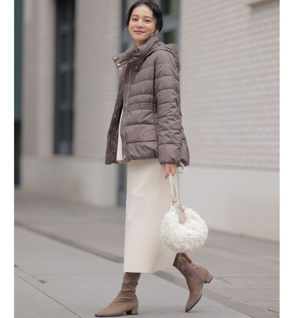 組曲「ライトタフタショート ダウン」|ダウン|