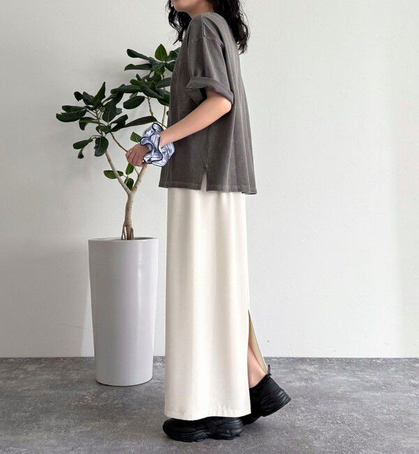 fredy emue「ピグメント刺繍クロップドTシャツ」|Tシャツ・カットソー|