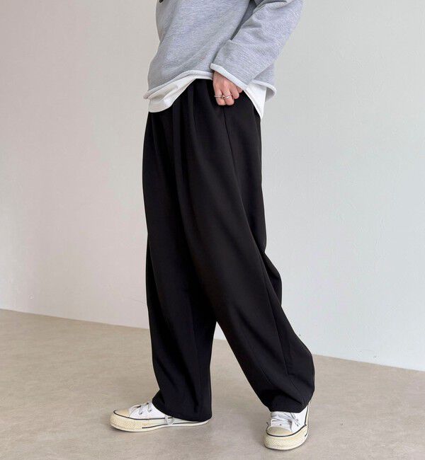 fredy emue「コクーンギャザーパンツ」|チノ|