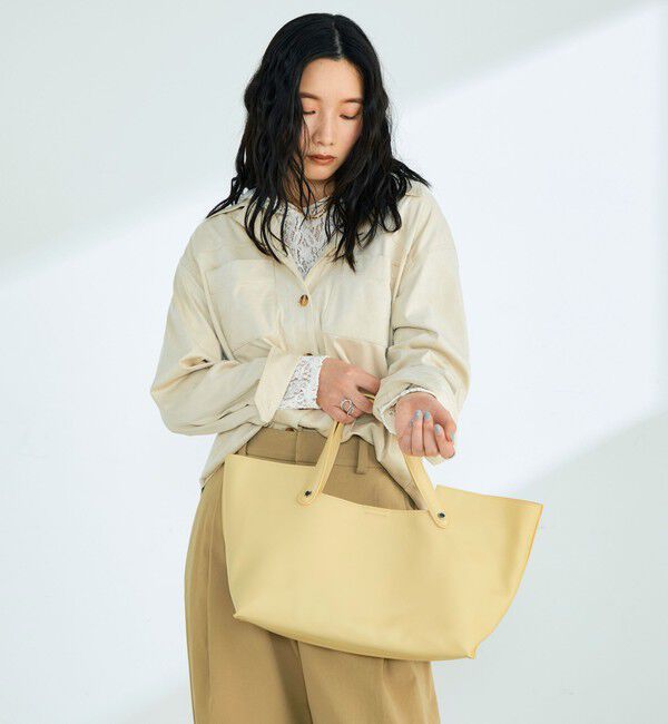fredy emue「横長2ハンドルトートバッグ ポーチ付」|ショルダー・メッセンジャー|イエロー