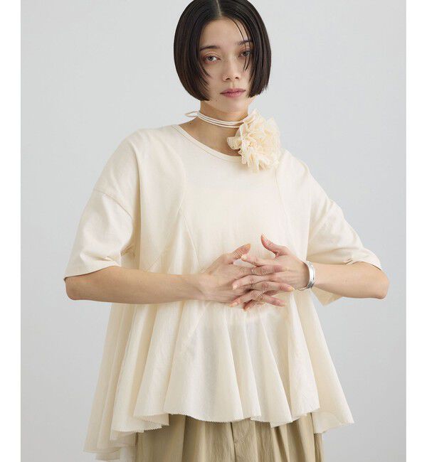 SALON adam et rope'「【AAYUSHI（アユーシ） for SALON】別注ペプラムラッフルTシャツ」|Tシャツ・カットソー|