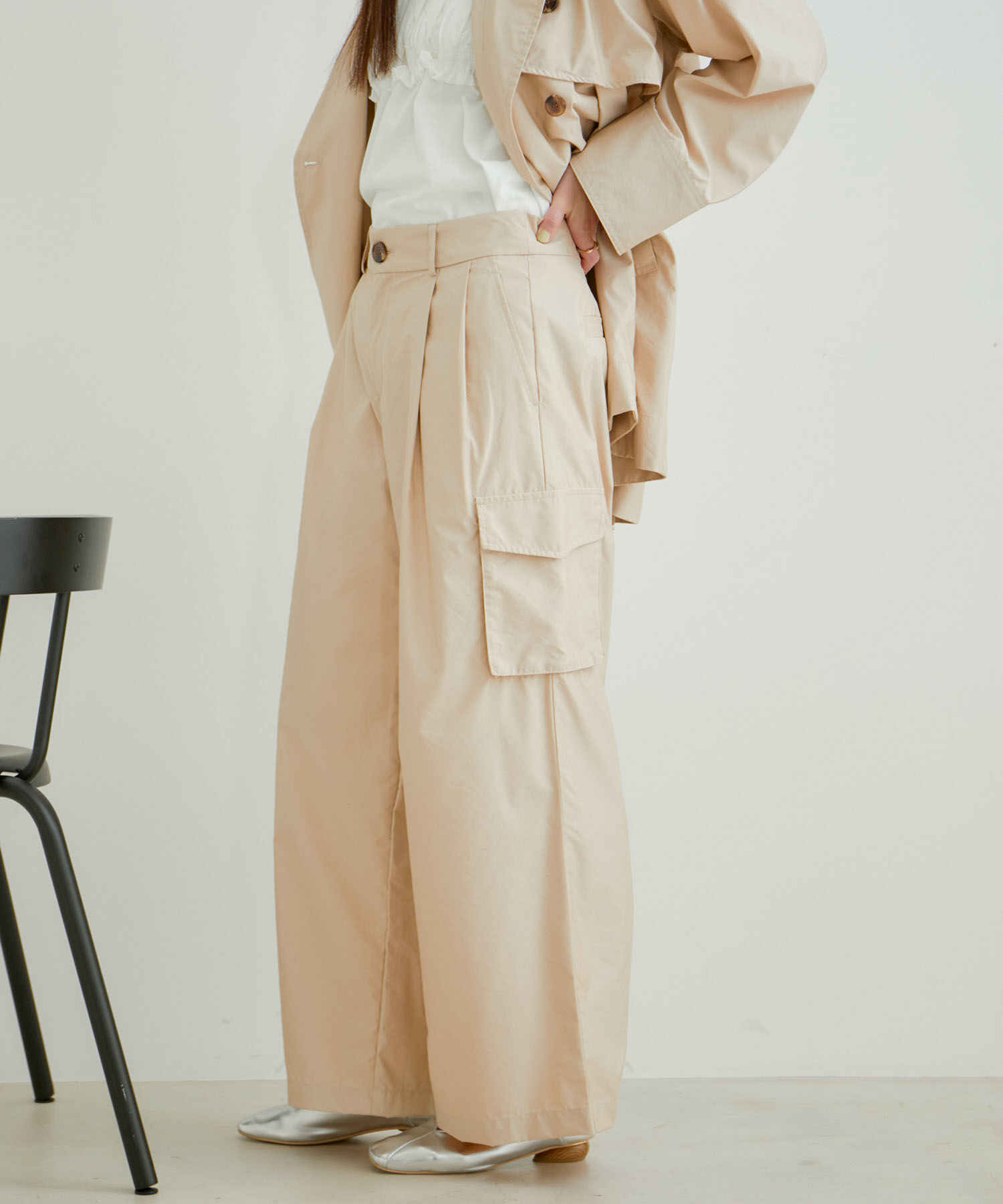 VIS「【セットアップ対応】タックギャザーワイドカーゴパンツ」|カーゴ|ベージュ(27)