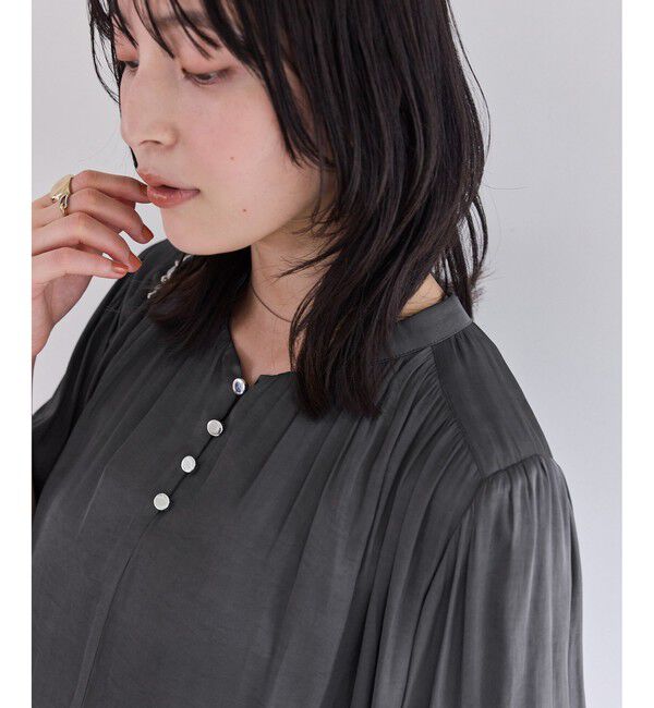 VIS「エアリーサテンハーフスリーブブラウス/イージーケア」|シャツ・ブラウス|