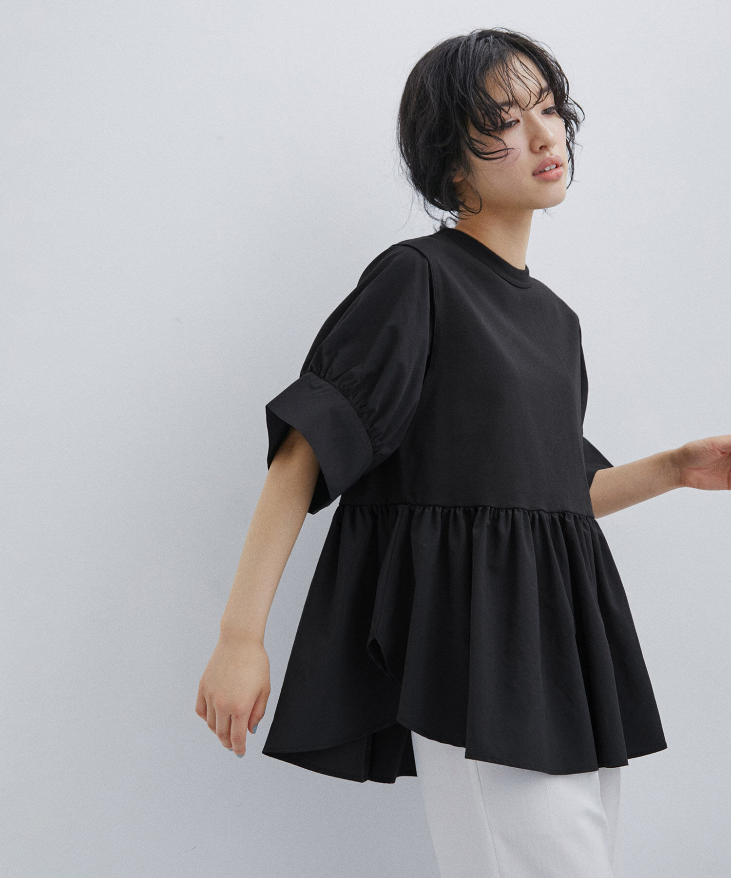 ADAM ET ROPE'「【再入荷・サステナブル・洗える・UVカット】バウンスカフスプルオーバー」|Tシャツ・カットソー|