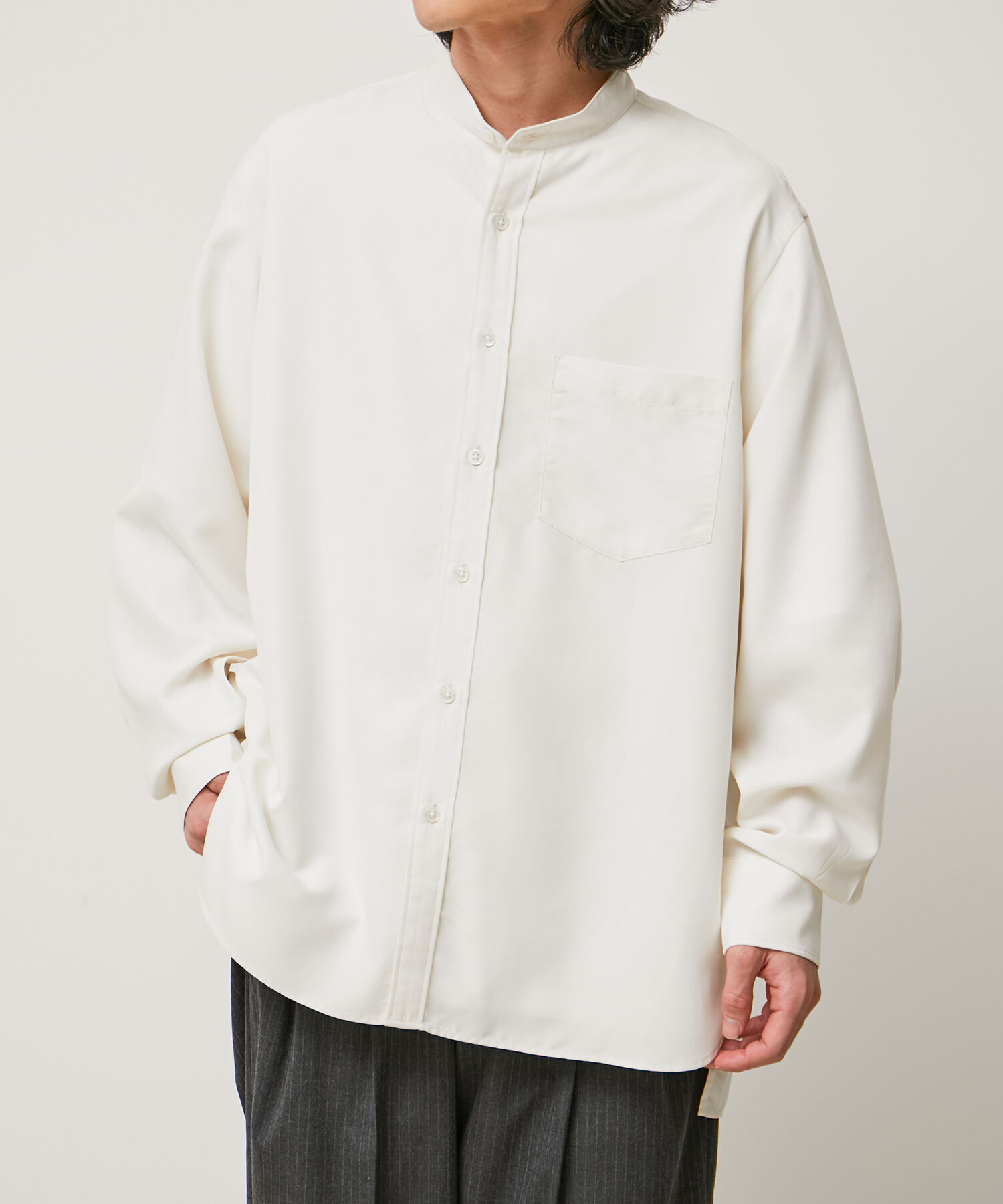 ADAM ET ROPE'「《定番》レーヨンスエード バンドカラーシャツ / ユニセックス」|シャツ・ブラウス|