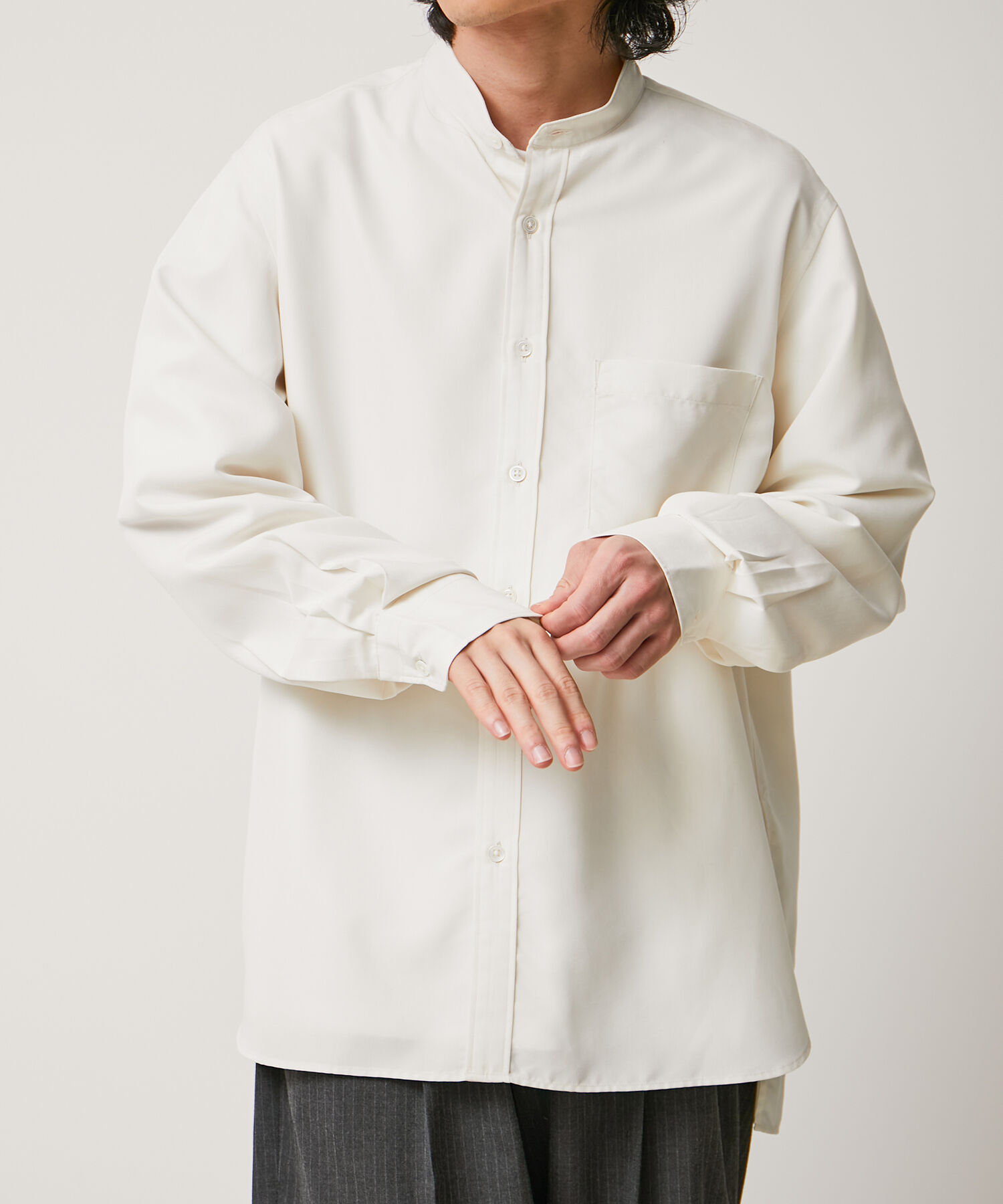 ADAM ET ROPE'「《定番》レーヨンスエード バンドカラーシャツ / ユニセックス」|シャツ・ブラウス|