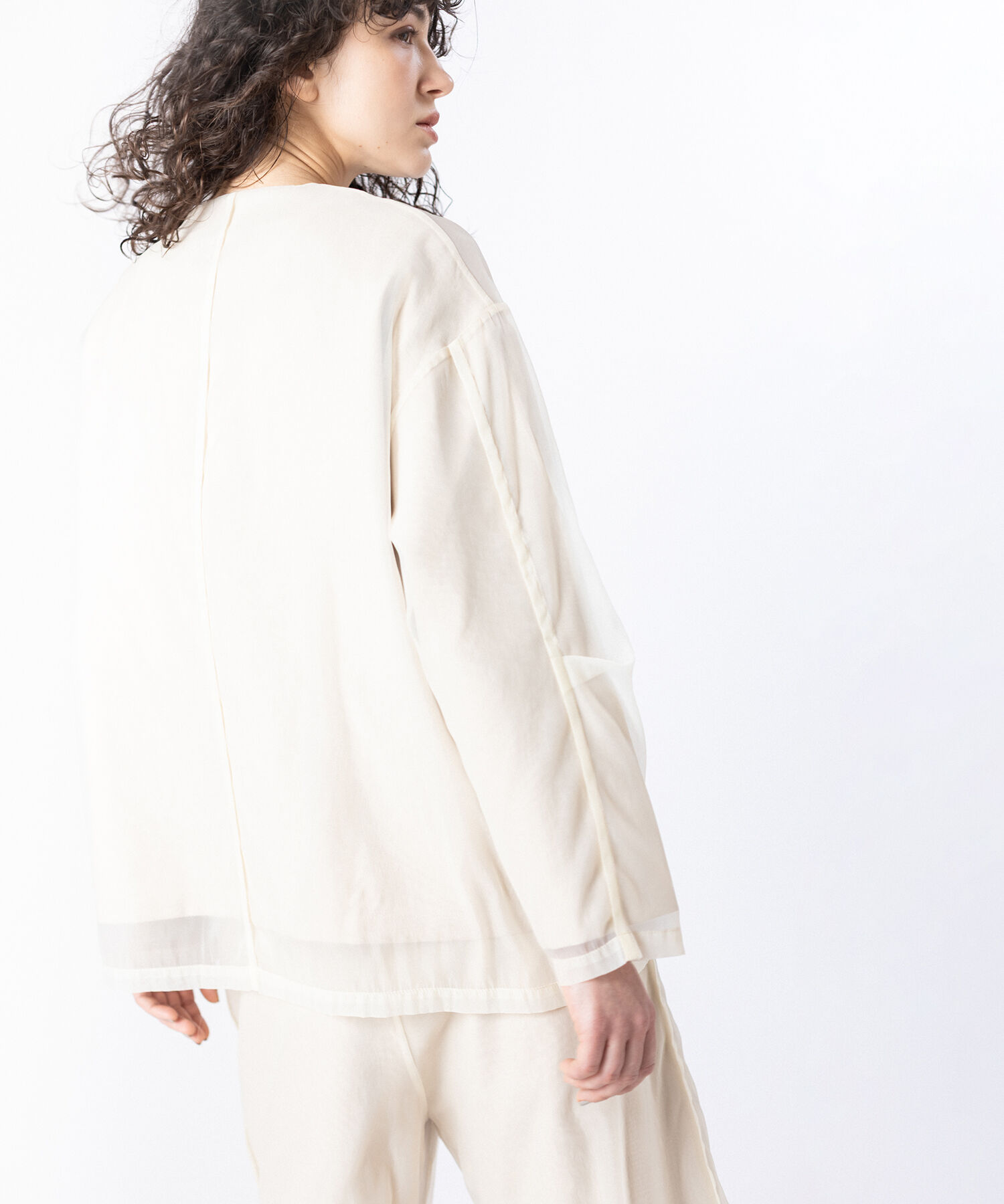  「シアーレイヤードジャケット」|ノーカラージャケット|