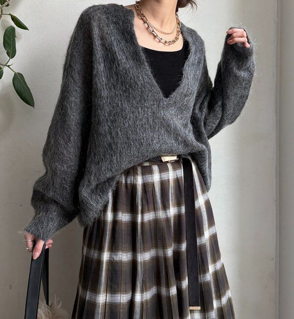  「【新色追加】起毛モヘヤスキッパープルオーバー」|ニット・セーター|チャコールグレー