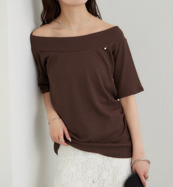  「プレート付きワイドネックT」|Tシャツ・カットソー|ブラウン