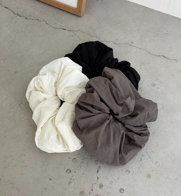  「〈GOLDY/ゴールディ〉シャカシャカシュシュ」|リング|