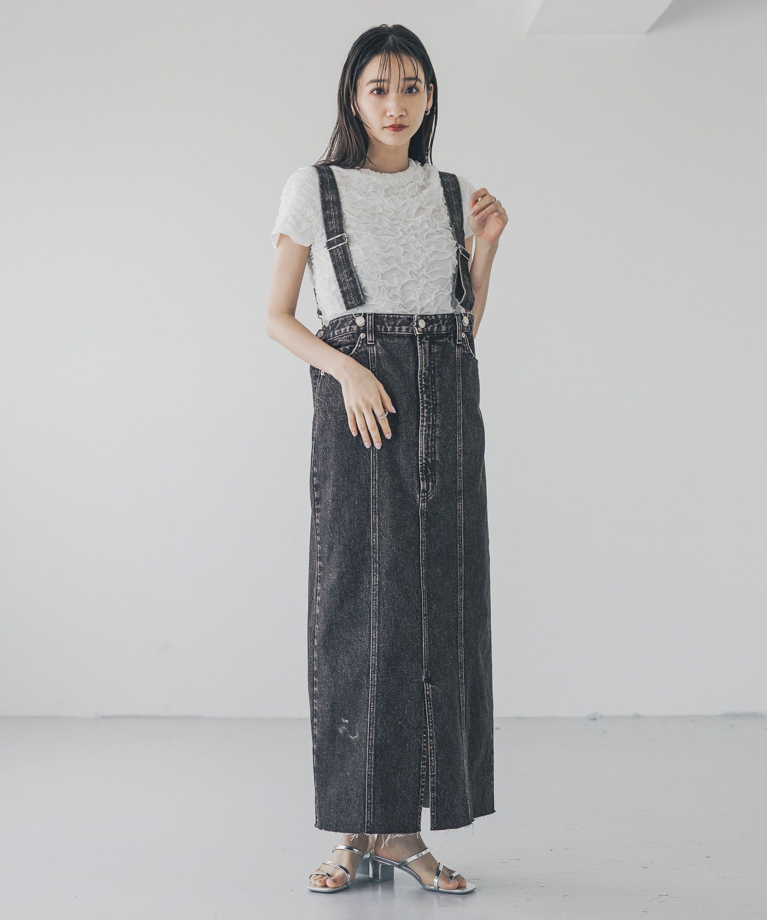 LOWRYS FARM「ＣＯＮＥ／デニムジャンスカ」|ジャンパースカート|ブラック