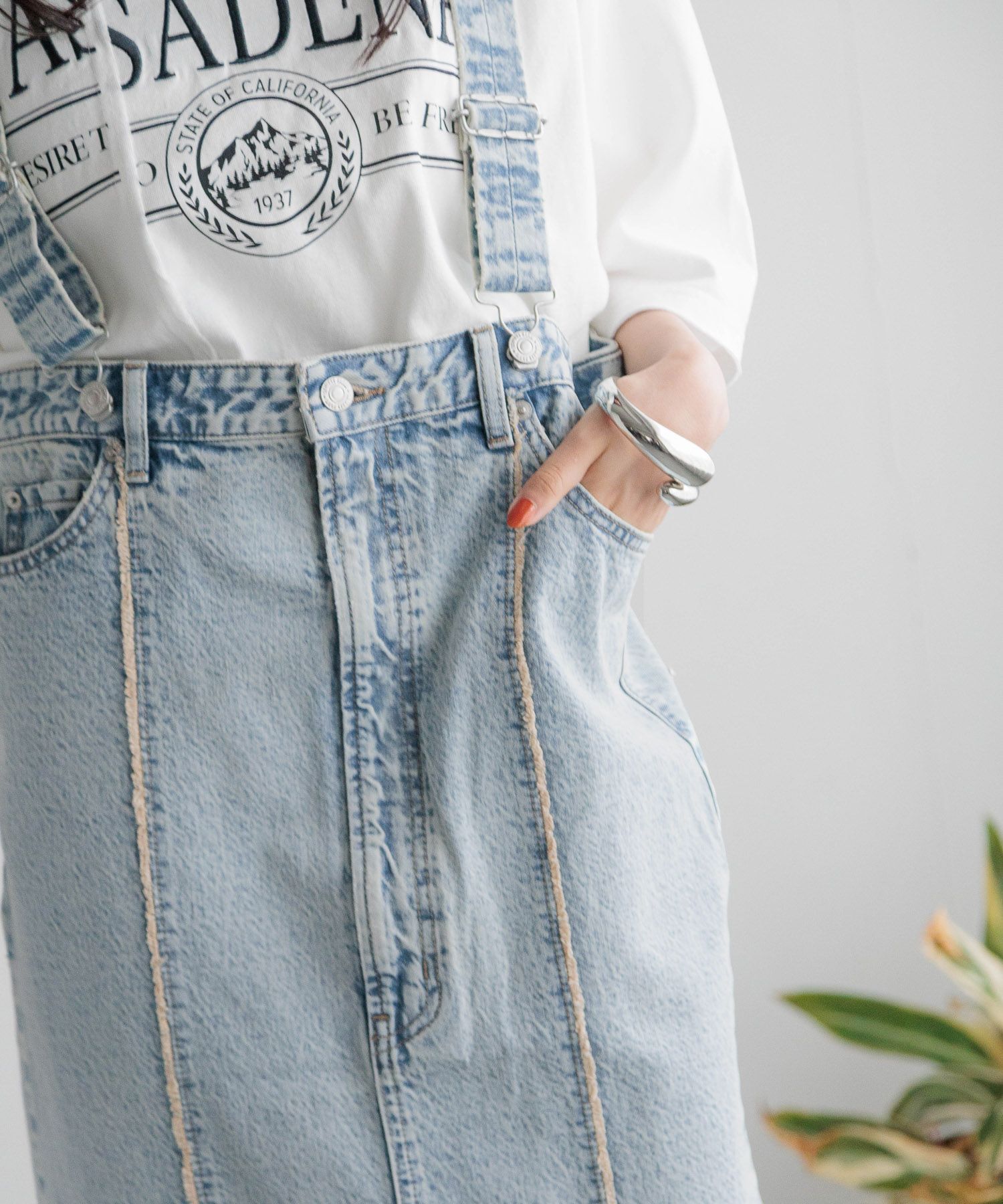 LOWRYS FARM「ＣＯＮＥ／デニムジャンスカ」|ジャンパースカート|