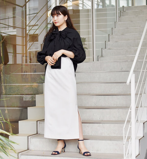 AU BANNISTER「アンクルストラップ スクエアトゥサンダル」|サンダル|