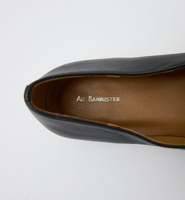 AU BANNISTER「【&ldquo;めめの暮らし&rdquo;さんご紹介】チェーンモチーフローファー」|ローファー|