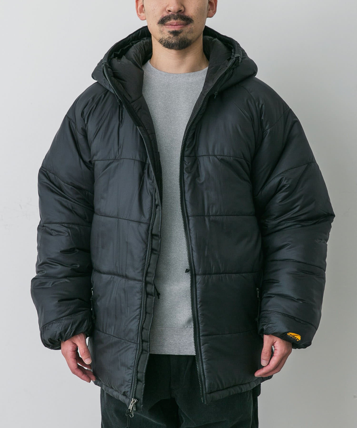 URBAN RESEARCH DOORS「GOLITE　SIX MONTH NIGHT」|ダウン|ブラック