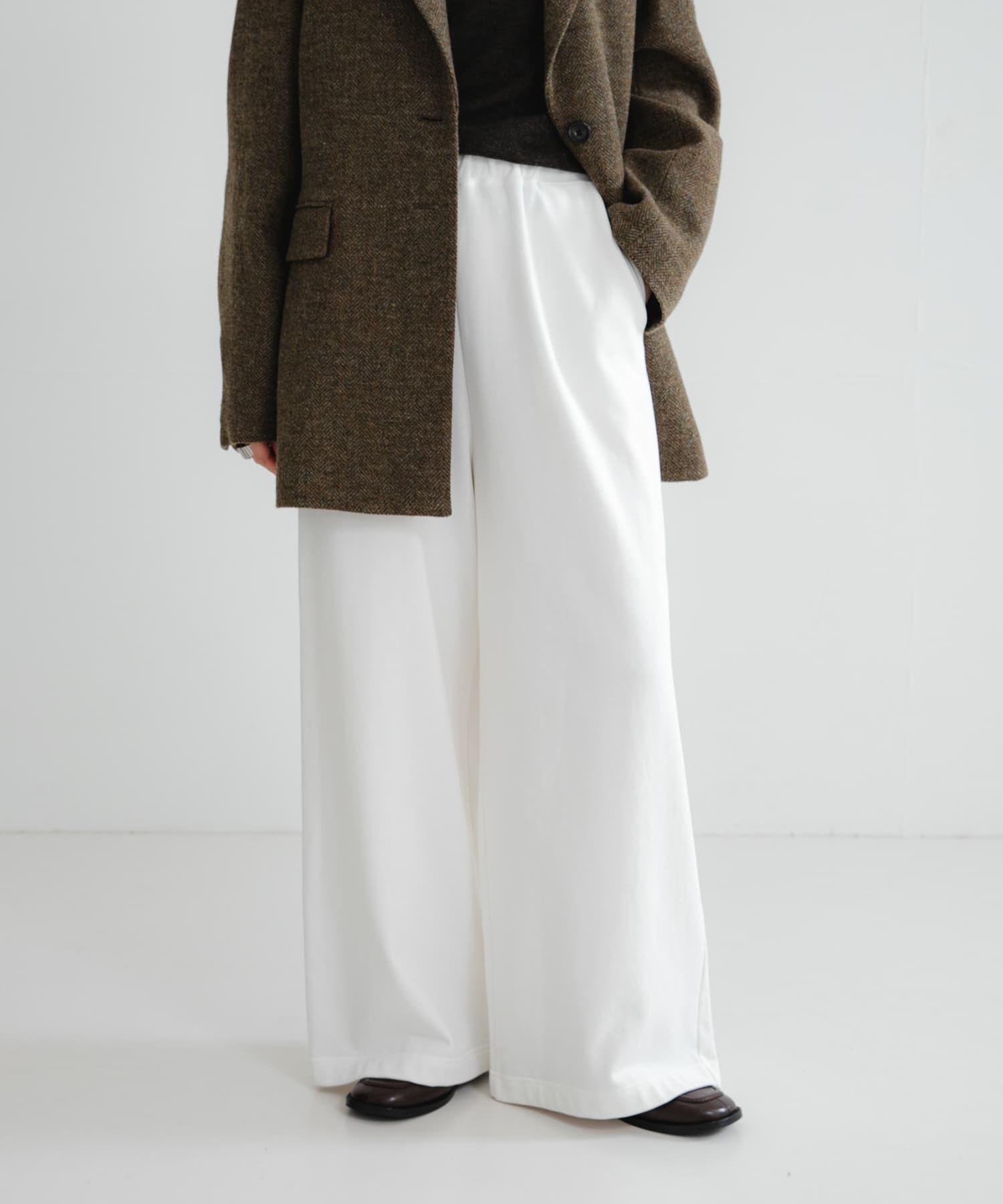 URBAN RESEARCH「ミニ裏毛イージーカットパンツ」|その他|オフホワイト