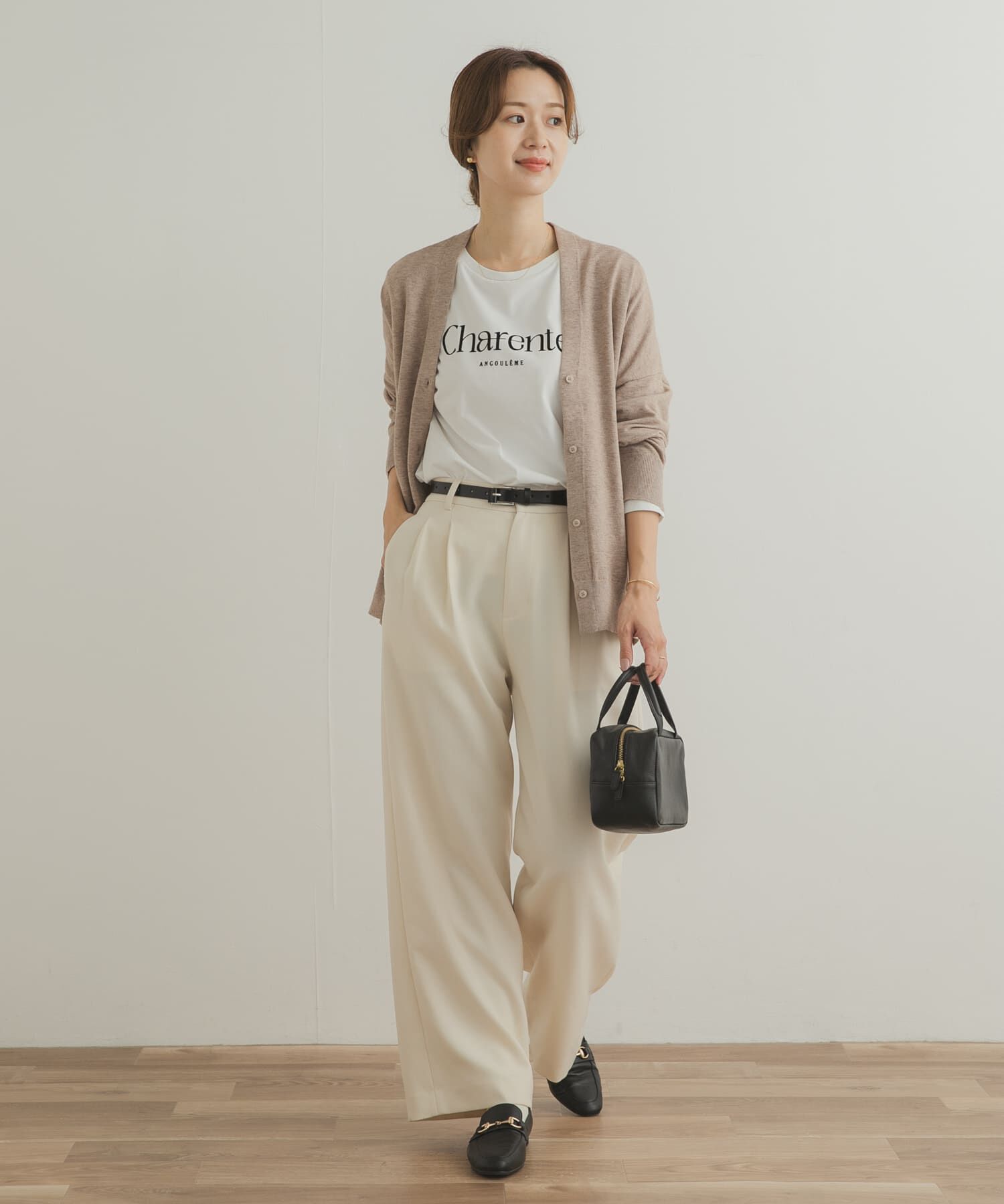 URBAN RESEARCH DOORS「Vネックソフトニットカーディガン」|ニット・セーター|