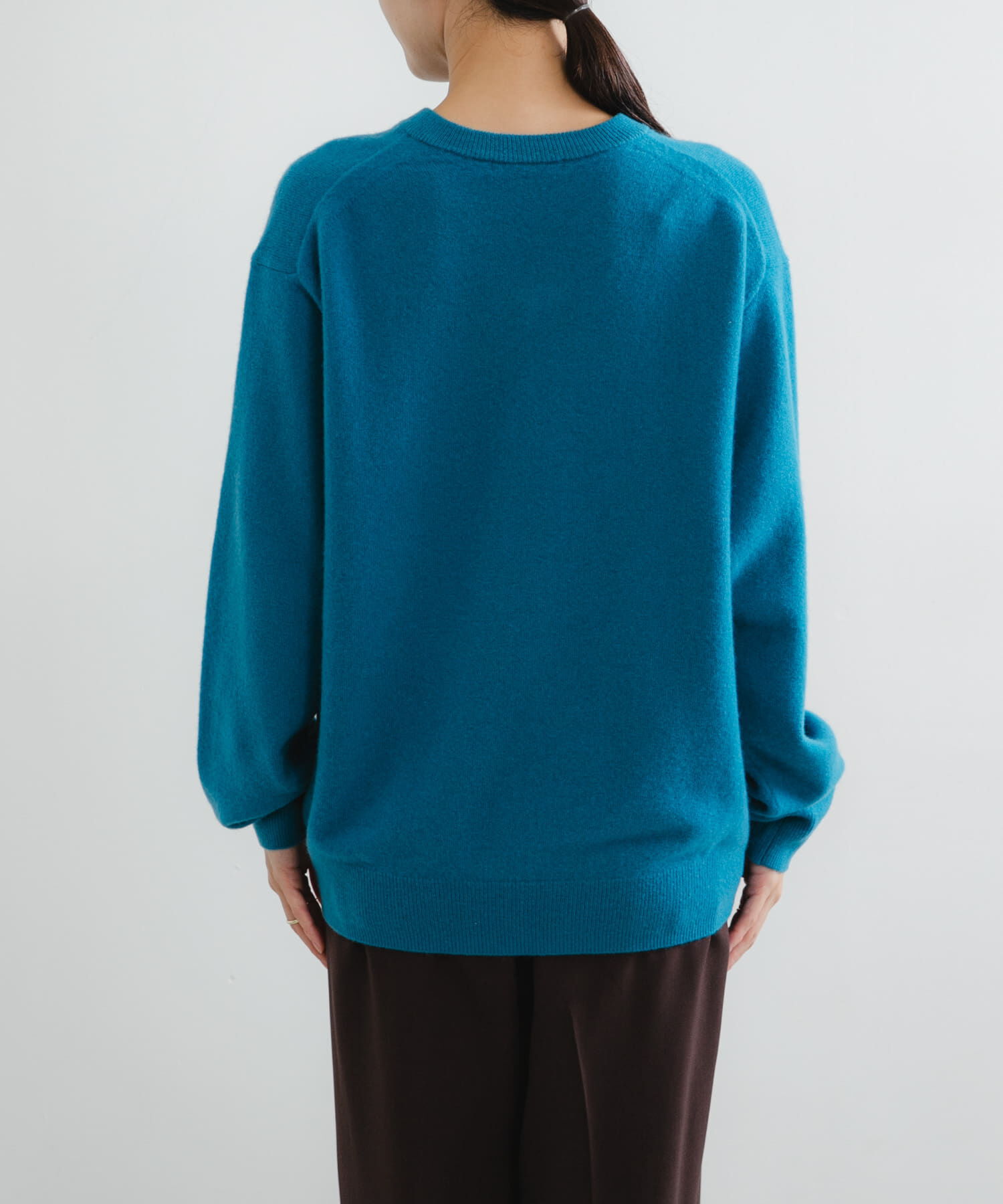 URBAN RESEARCH「ウール100 Vネックルーズソフトニット」|ニット・セーター|