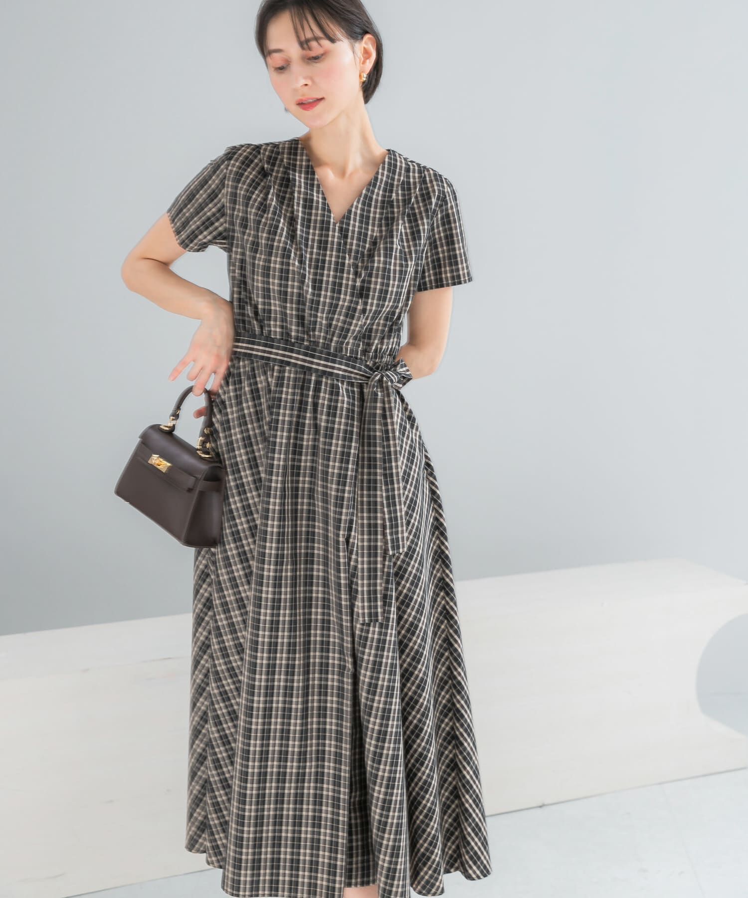 URBAN RESEARCH ROSSO「『WEB/一部店舗限定』チェックカシュクールワンピース」|ワンピース|