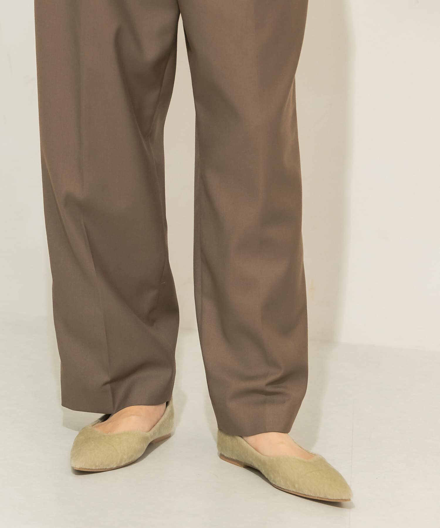  「ポインテッドトゥフェイクファーパンプス」|パンプス|ベージュ