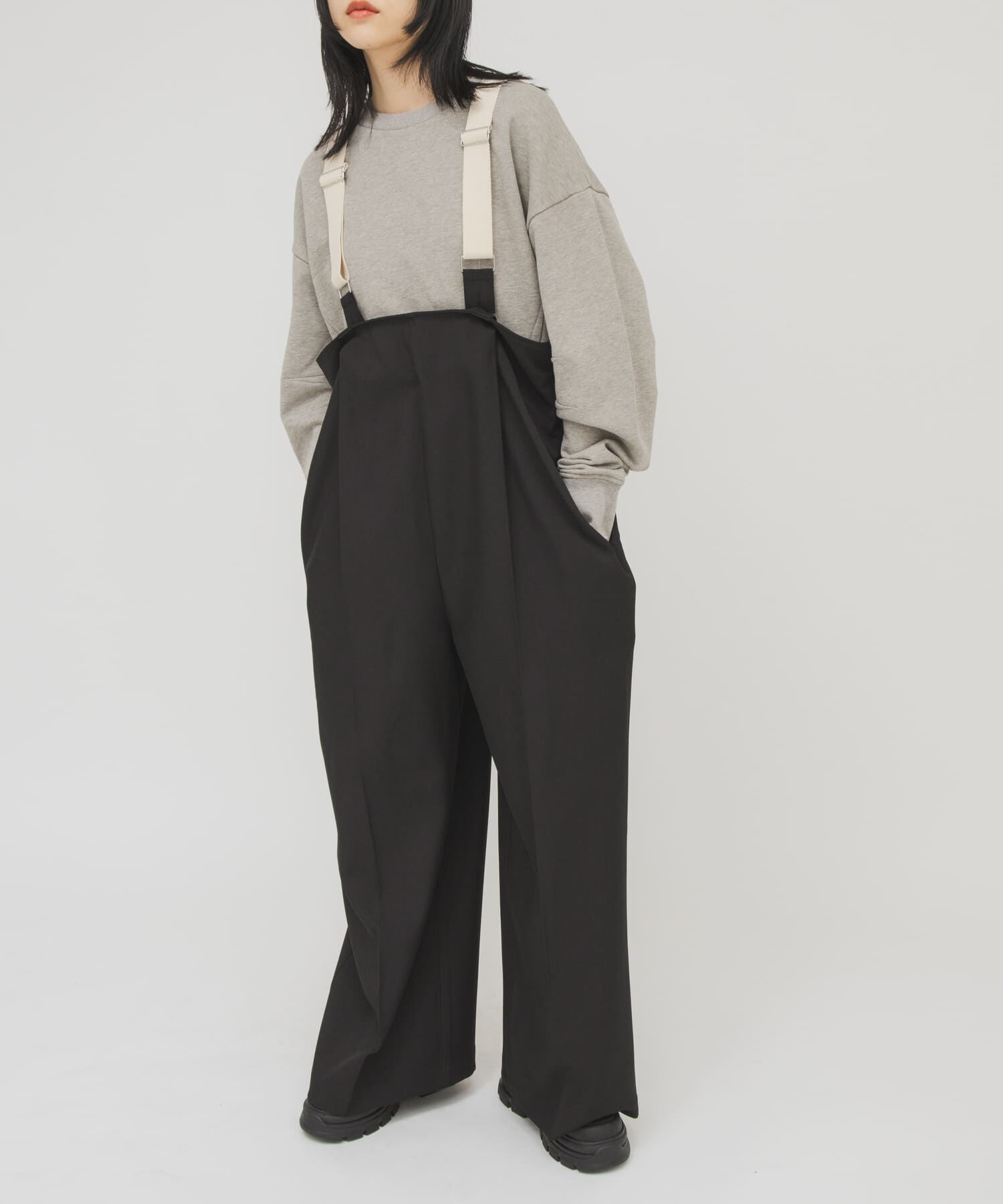  「BACKタックサスペンダーパンツ」|その他|ブラック